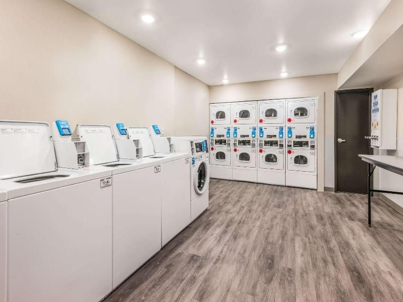 Woodspring Suites Linden image