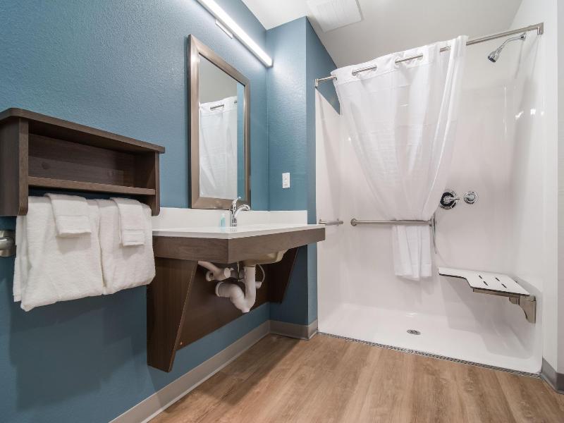 Woodspring Suites Linden image