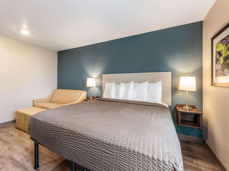 Woodspring Suites Linden image
