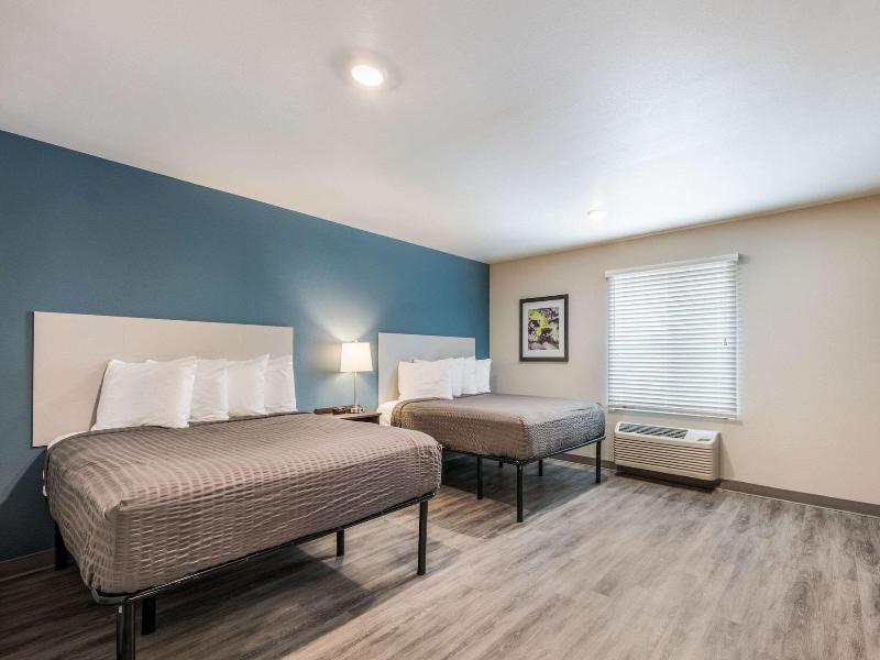 Woodspring Suites Linden image