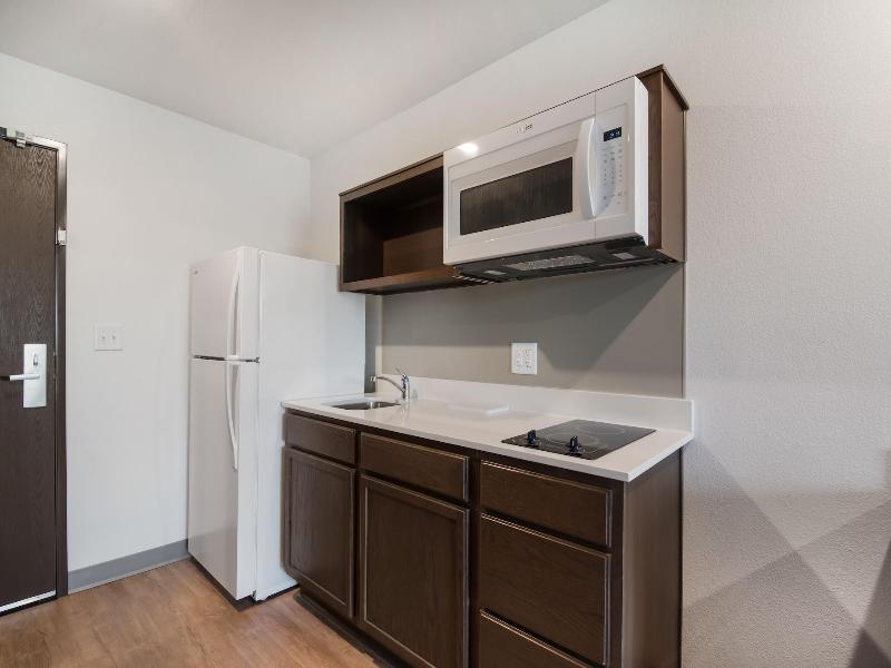 Woodspring Suites Linden image