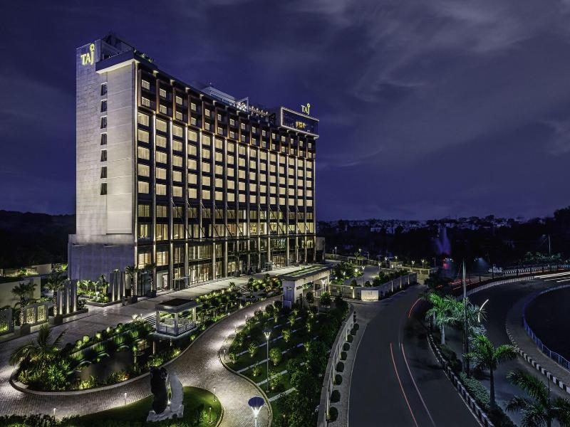 Taj Lakefront Bhopal image