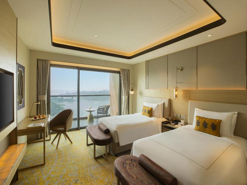 Taj Lakefront Bhopal image
