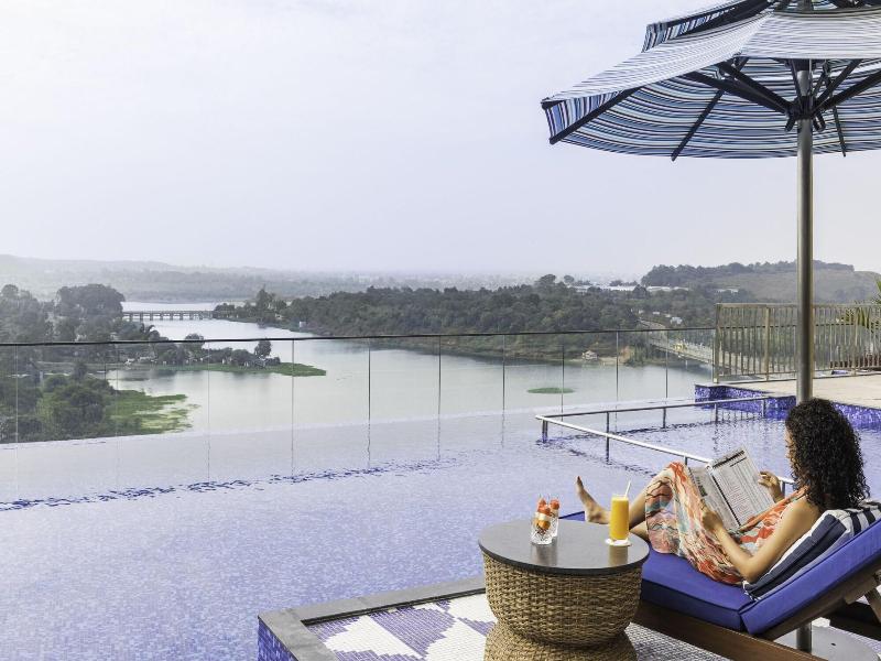 Taj Lakefront Bhopal image