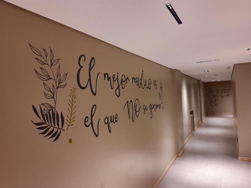 Hotel Ecomax image