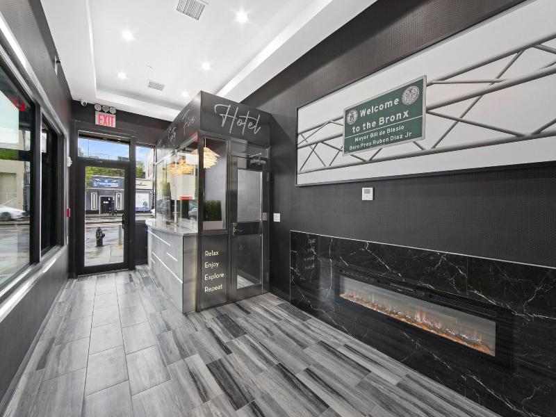 Hotel 365 Bronx image