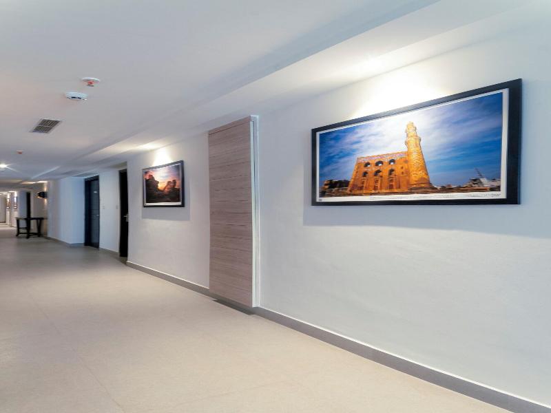 Deccan Serai Grande Gachibowli