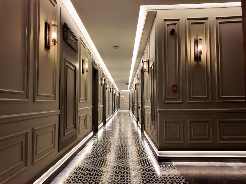 Lala Grand Hotel image