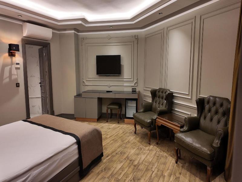 Lala Grand Hotel image