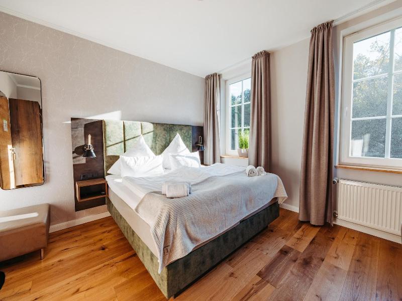 Schlosshotel Brilon-wald image
