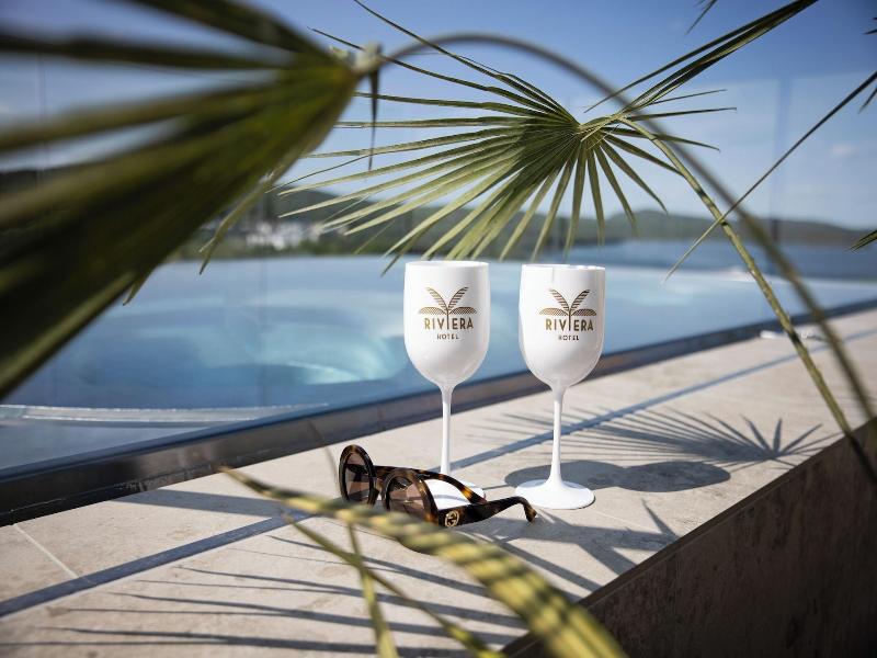 Hotel Riviera image