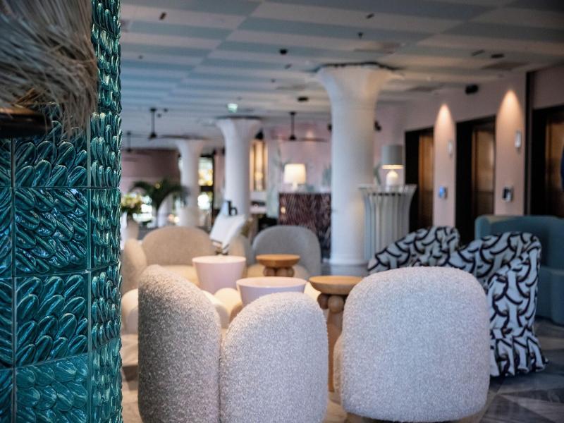 Hotel Riviera image