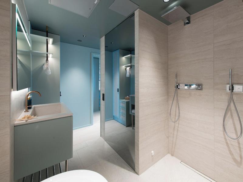 Hotel Riviera image