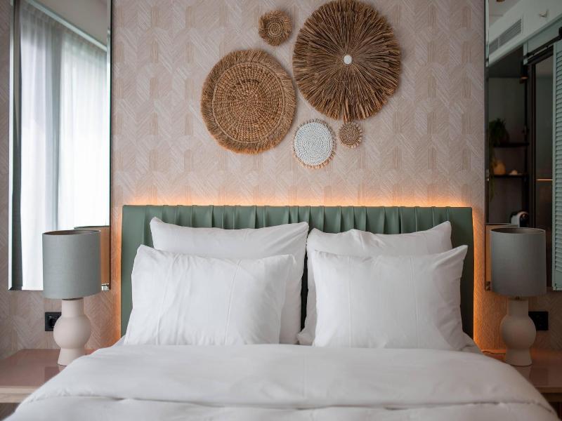 Hotel Riviera image