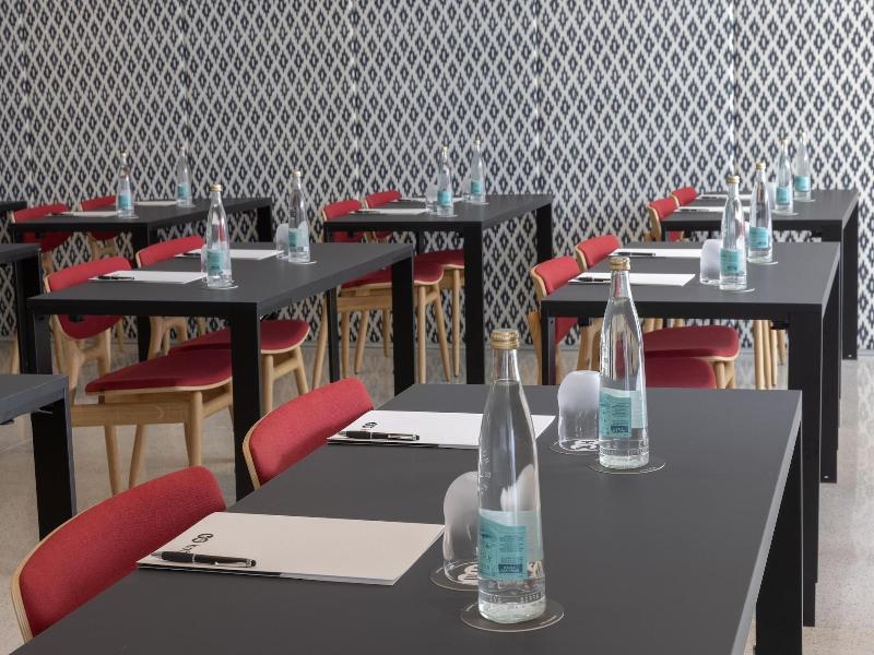 Hm Palma Blanc Hotel image