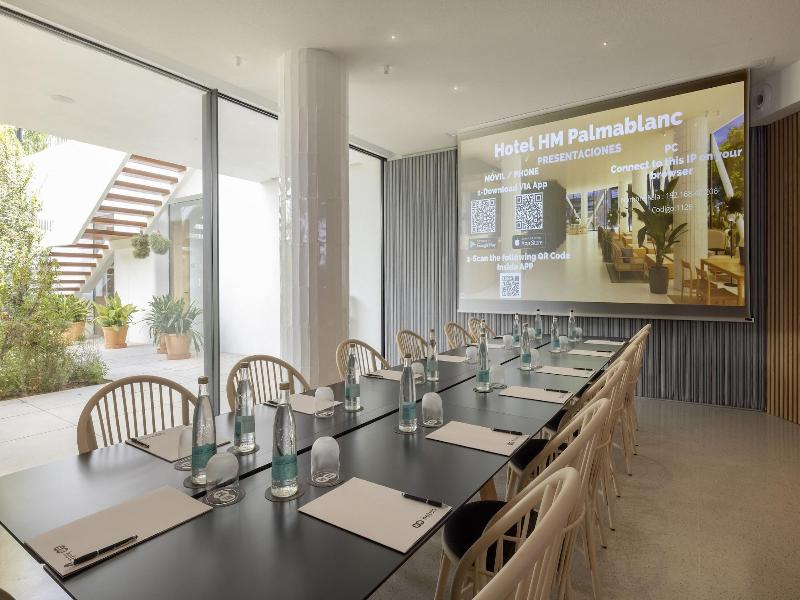 Hm Palma Blanc Hotel image