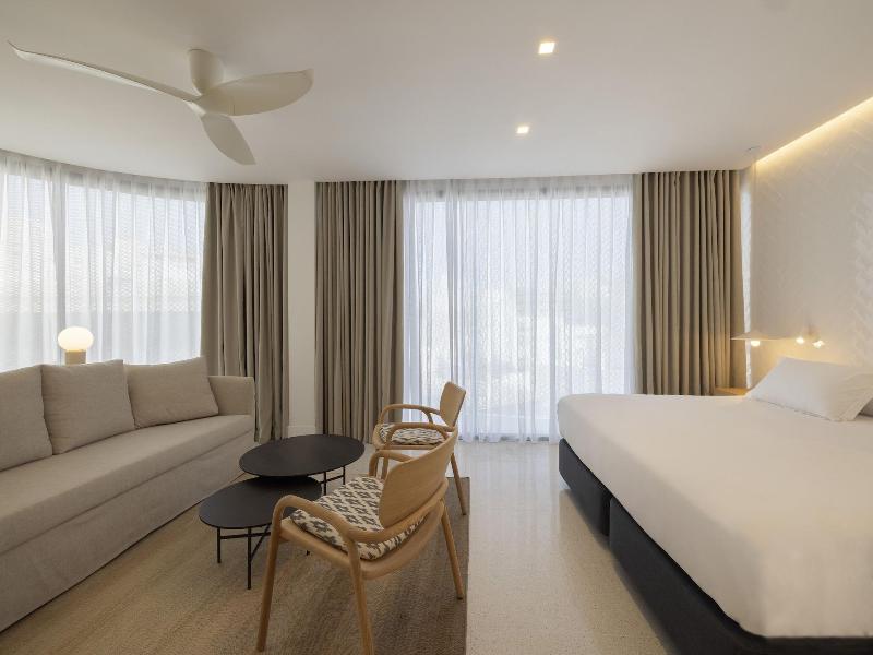 Hm Palma Blanc Hotel image