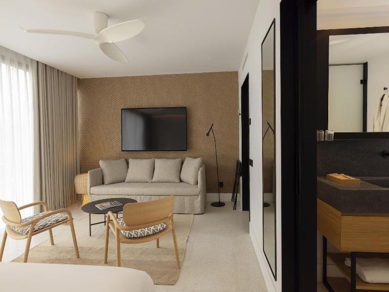 Hm Palma Blanc Hotel image