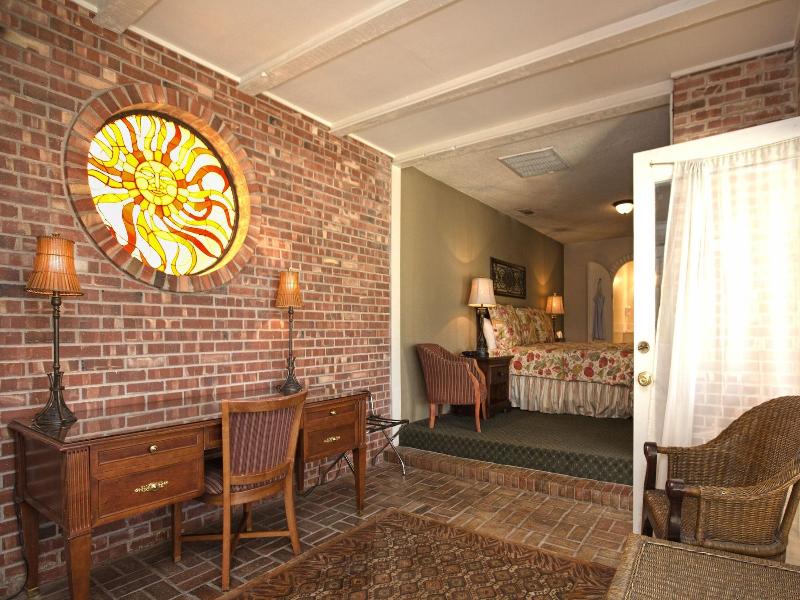 The Hotel Paisano image