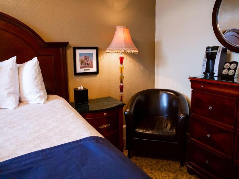 The Hotel Paisano image