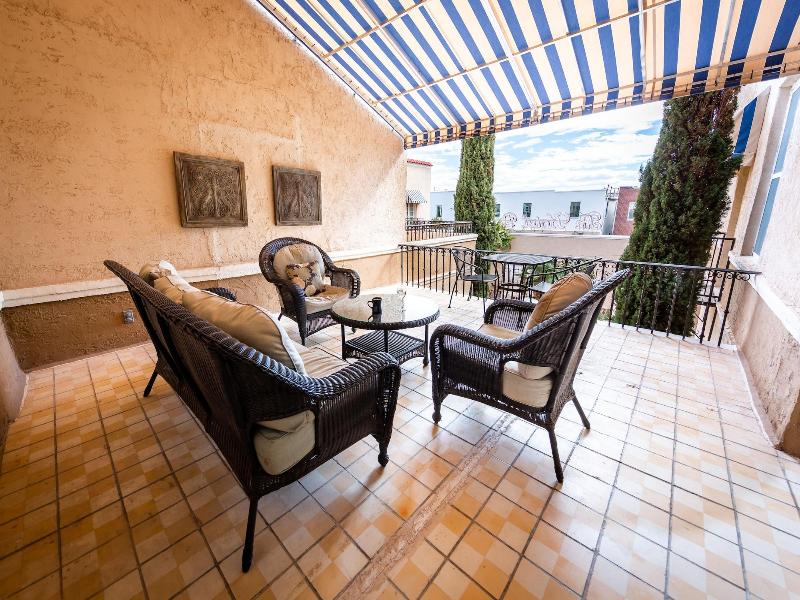 The Hotel Paisano image
