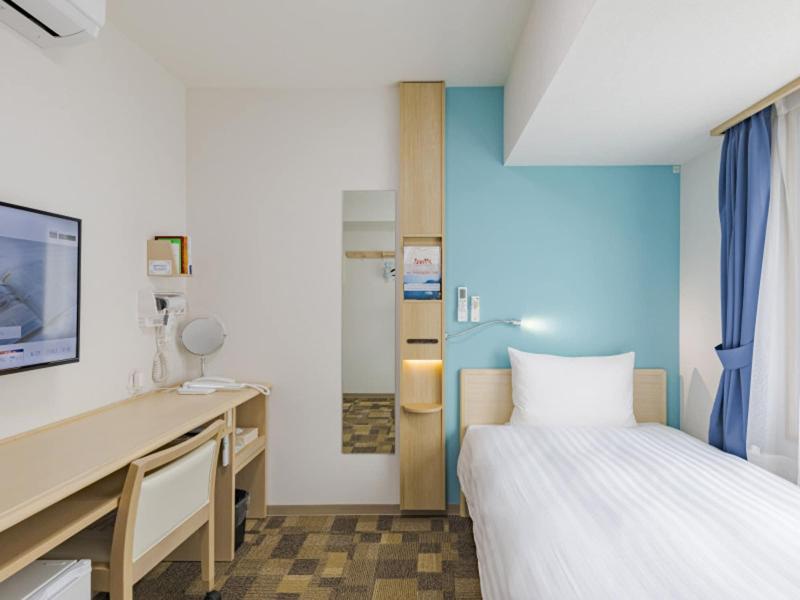 Toyoko Inn Kyoto Nijojo Minami image