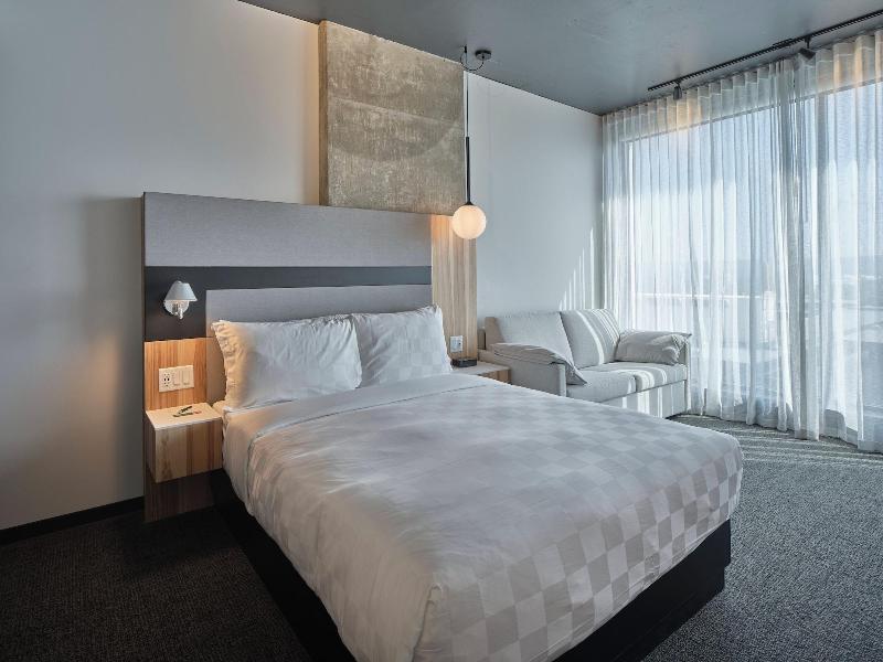 Alt Hotel Calgary University District image