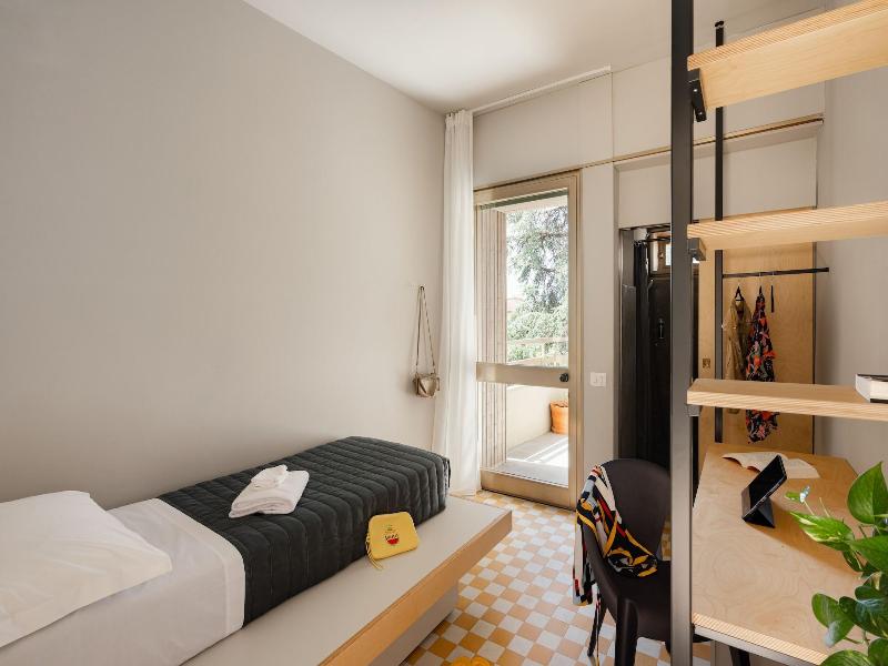 're-dama Hostel image