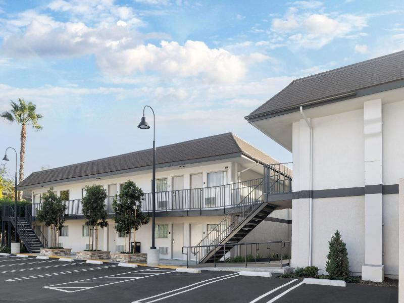 Orange Grove Inn image