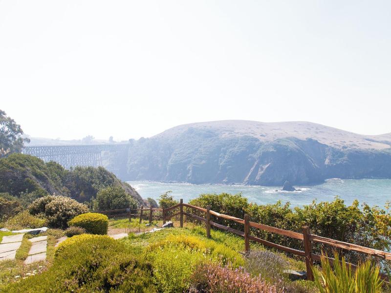 Scp Mendocino Coast Lodge image
