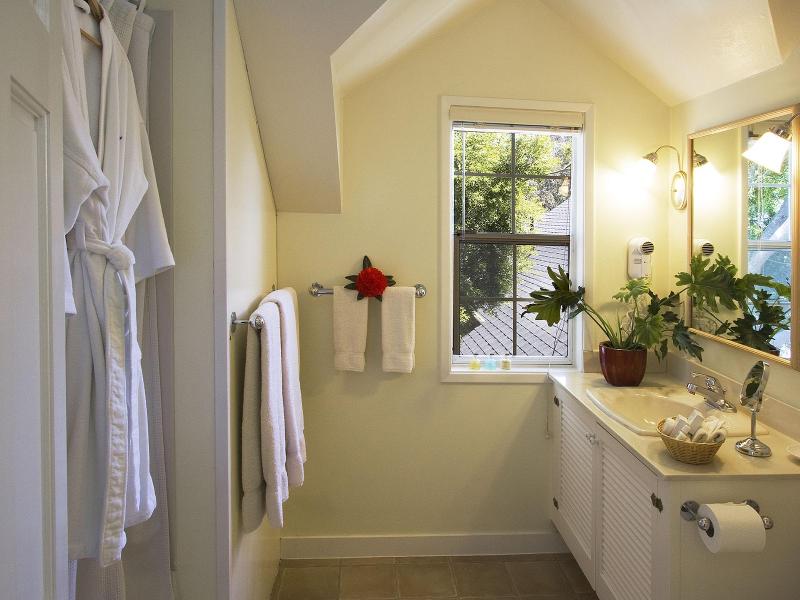 Scp Mendocino Coast Lodge image