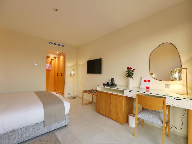 Ari Boutique Hotel - Adults Only image