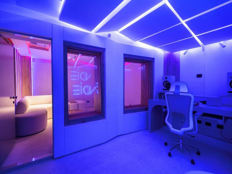 Indie Universe Creative Hotel image
