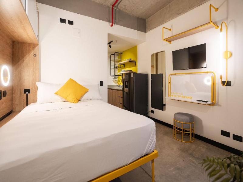 Indie Universe Creative Hotel image