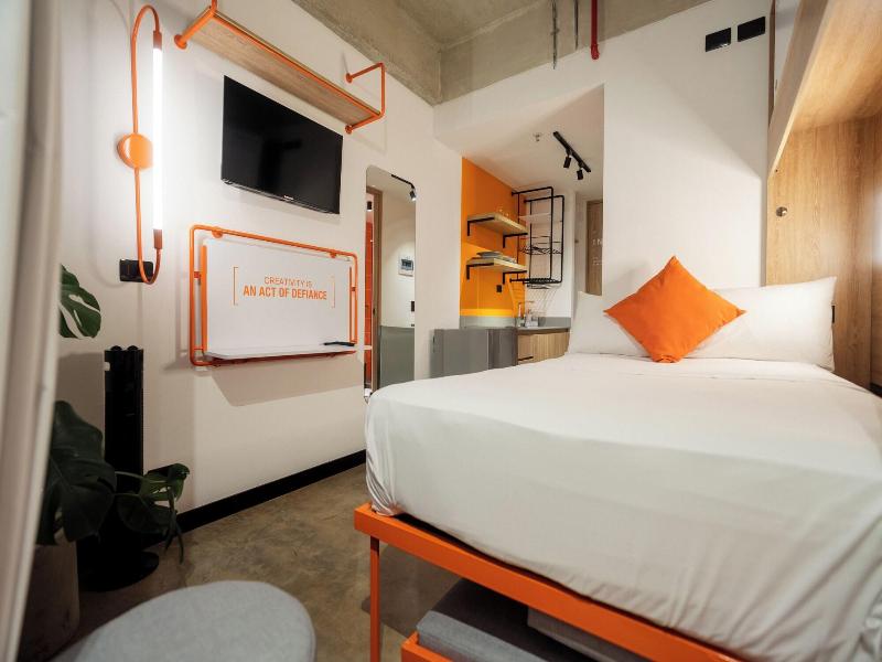 Indie Universe Creative Hotel image