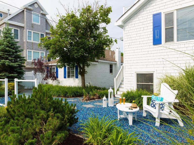 Blue - Inn On The Beach image