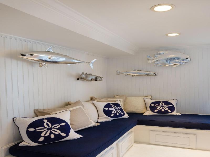 Blue - Inn On The Beach image