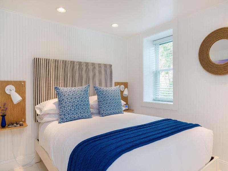 Blue - Inn On The Beach image