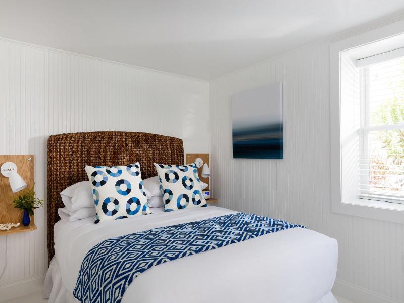 Blue - Inn On The Beach image
