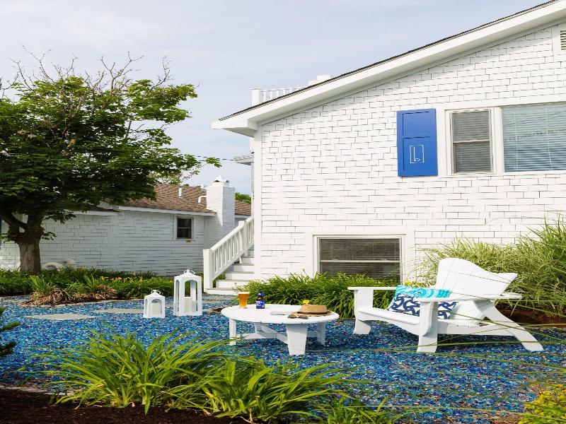 Blue - Inn On The Beach image