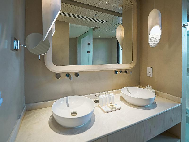 Tawila Island Resort image