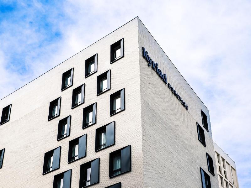 Kyriad Prestige Asnieres-sur-seine image