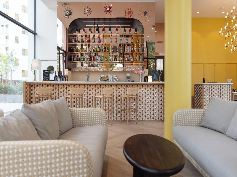 Kyriad Prestige Asnieres-sur-seine image