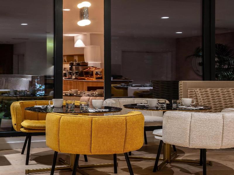 Kyriad Prestige Asnieres-sur-seine image