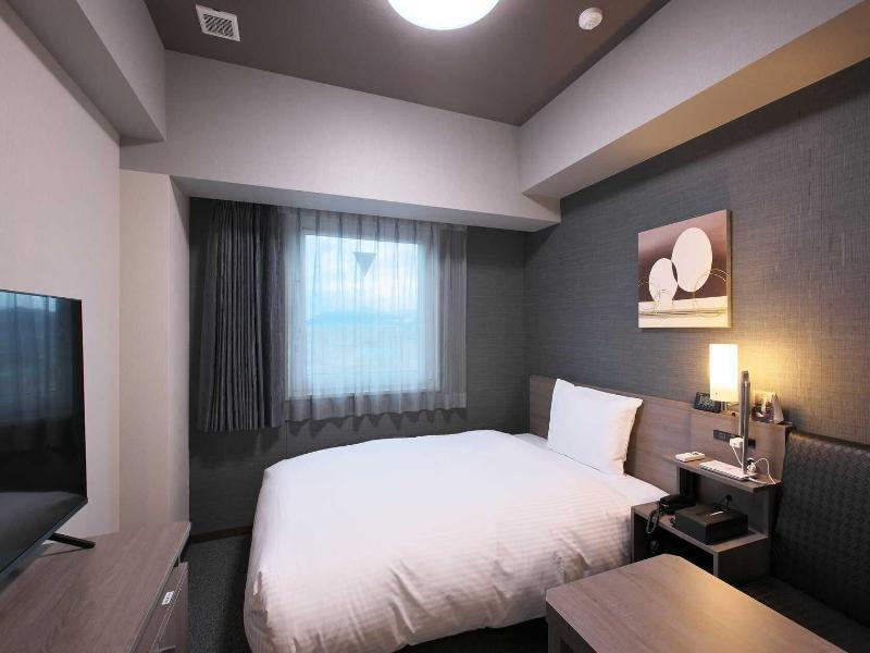 Hotel Route Inn Suzaka image