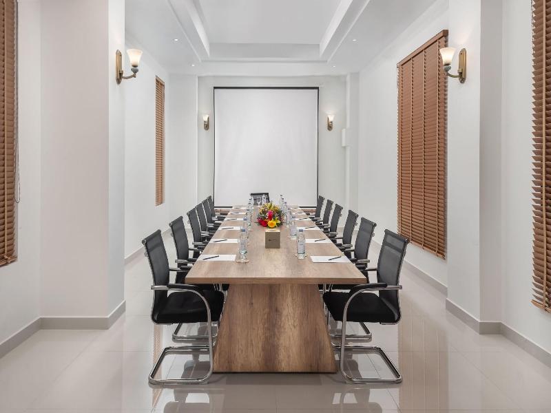Duong Chan Hotel image