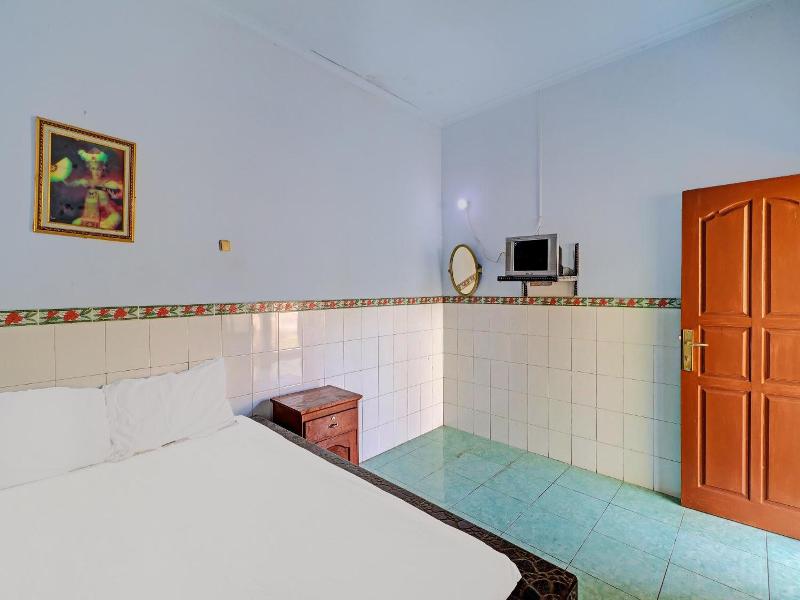 Hotel O Sekar Jagat Near Pantai Baluk Rening image