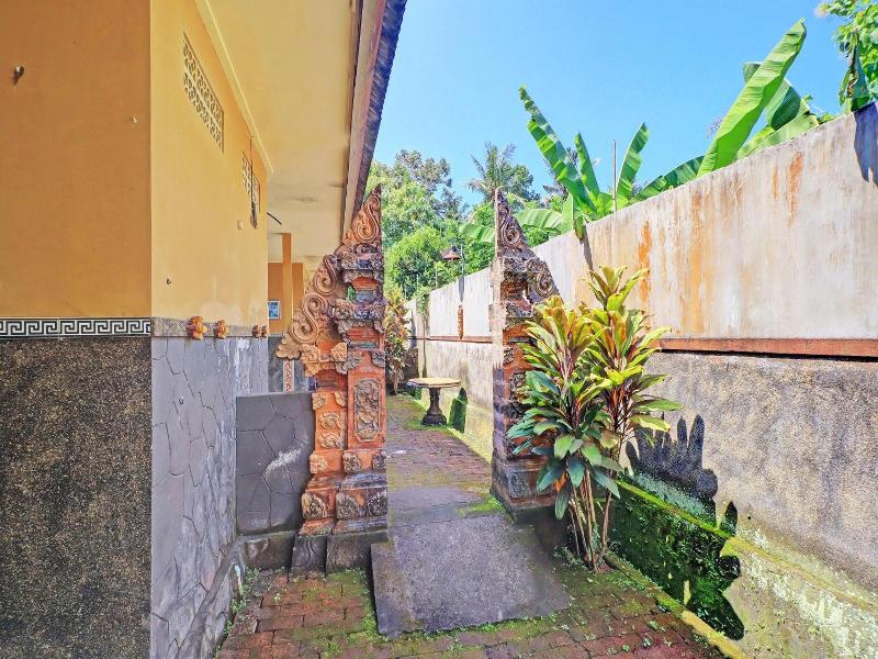 Hotel O Sekar Jagat Near Pantai Baluk Rening image