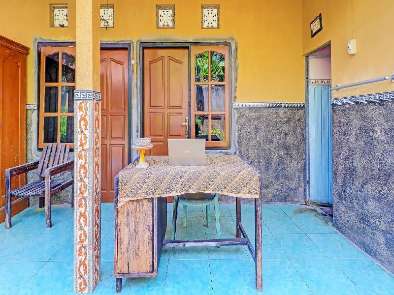 Hotel O Sekar Jagat Near Pantai Baluk Rening image