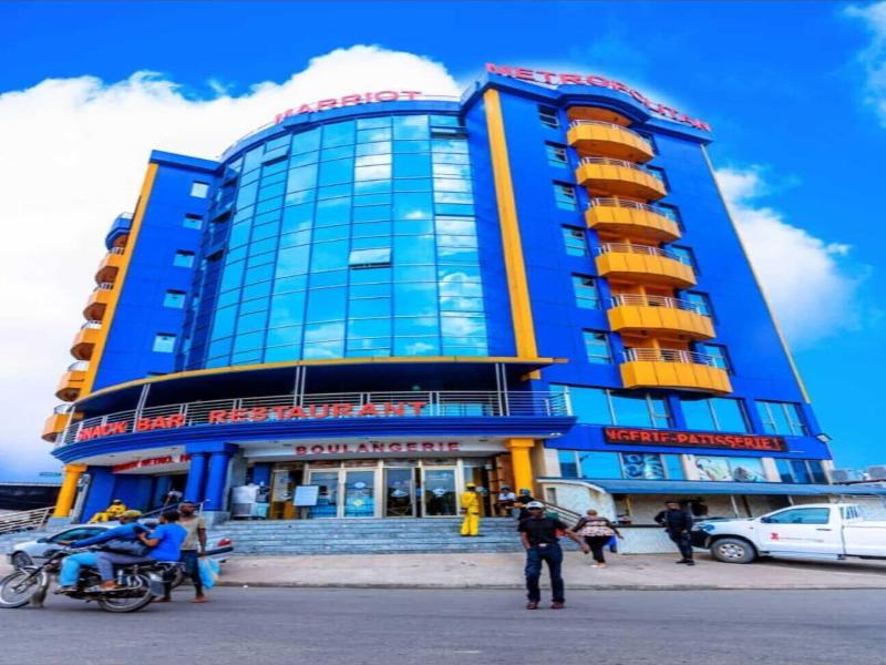 Marriot Metropolitan Hotel image